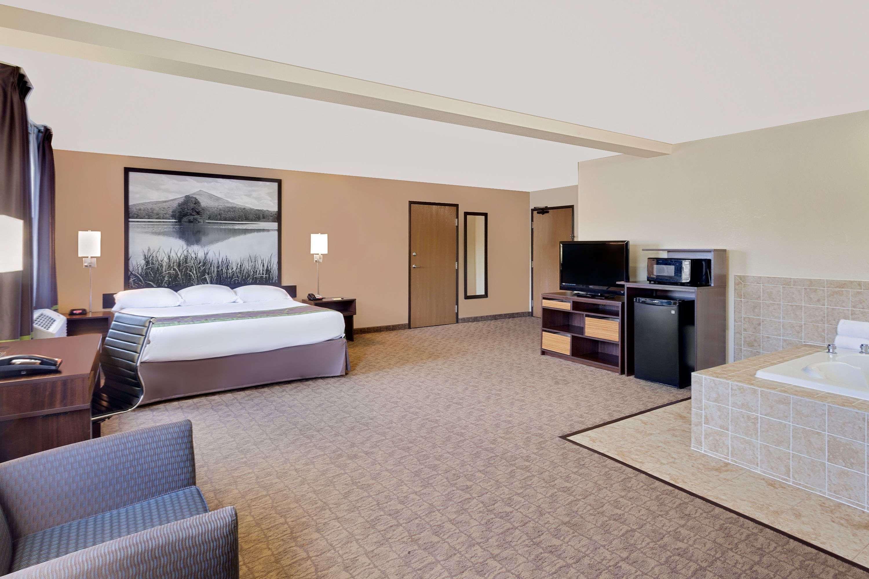 Hotel Super 8 By Wyndham Lebanon