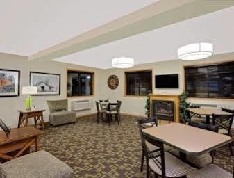 Super 8 By Wyndham Hotel 2*