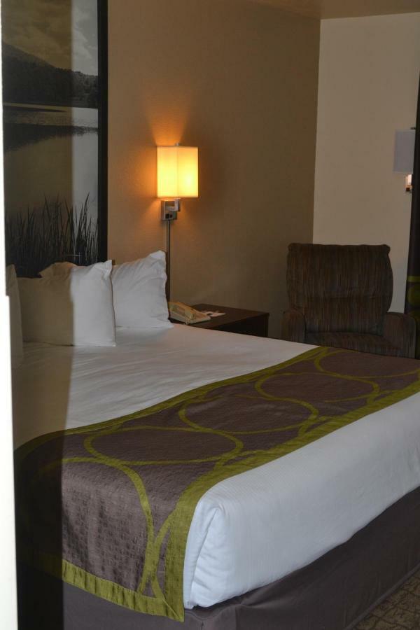 Hotel Super 8 By Wyndham Lebanon